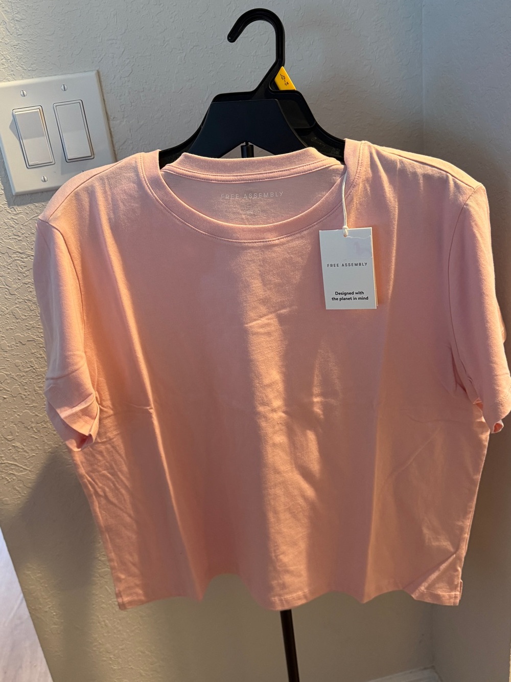 Free Assembly Crop Tee - Pink